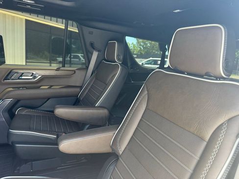 Certified 2026 GMC Yukon Denali Ultimate AWD/4WD image 21