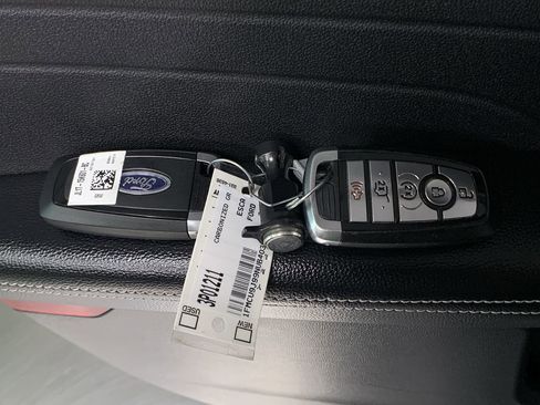 Used 2022 Ford Escape Titanium w/ Class II Trailer Tow Package image 22