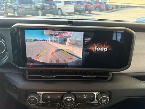 New 2026 Jeep Gladiator Sport image 24