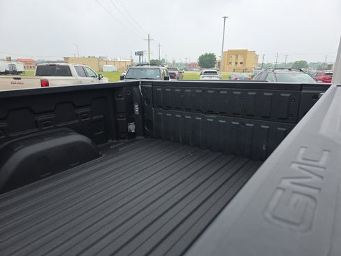 Used 2022 GMC Sierra 1500 Denali AWD/4WD image 17