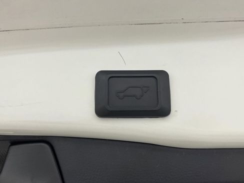 Used 2021 Toyota RAV4 XSE image 16