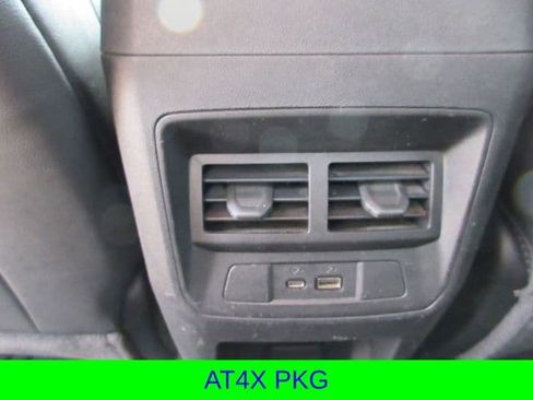 Used 2024 GMC Canyon AT4X AWD/4WD image 31