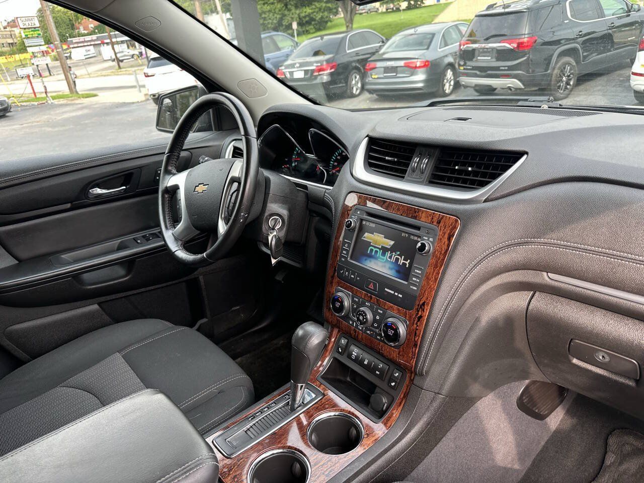 Used 2014 Chevrolet Traverse LT AWD/4WD image 19