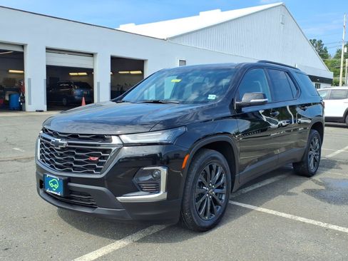 Certified 2023 Chevrolet Traverse RS AWD/4WD image 3