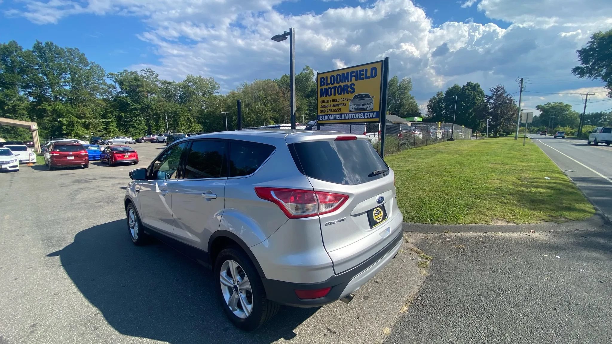 Used 2016 Ford Escape SE AWD/4WD image 3