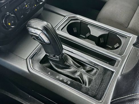 Used 2017 Ford F150 XLT w/ Equipment Group 302A Luxury AWD/4WD image 16