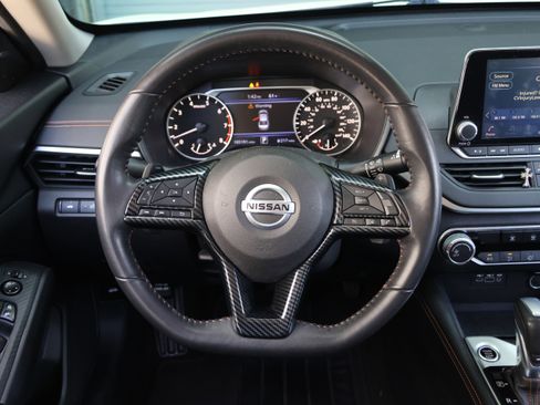 Used 2020 Nissan Altima 2.5 SR image 6