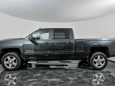Used 2018 Chevrolet Silverado 2500 LT image 7