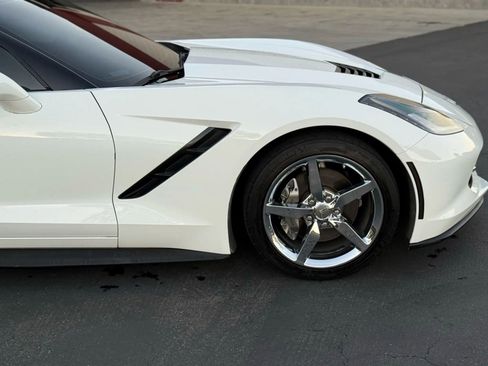 Used 2014 Chevrolet Corvette Stingray Coupe w/ 2LT Preferred Equipment Group image 12