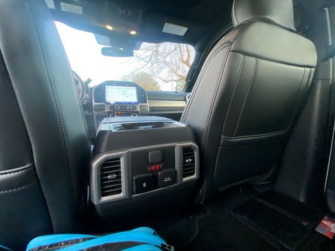 Used 2022 Ford F350 Platinum image 37