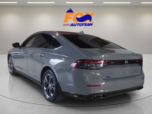 Used 2024 Honda Accord EX-L image 3