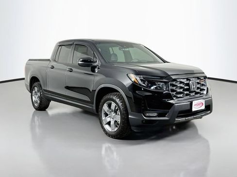 Certified 2025 Honda Ridgeline TrailSport image 16