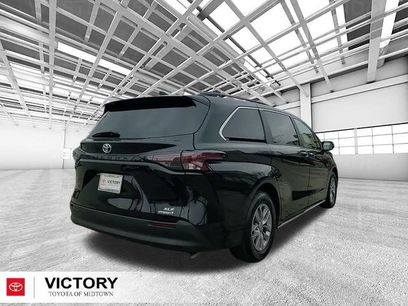 Certified 2023 Toyota Sienna XLE
