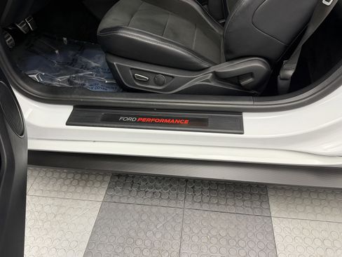 Used 2017 Ford Mustang Shelby GT350 image 56