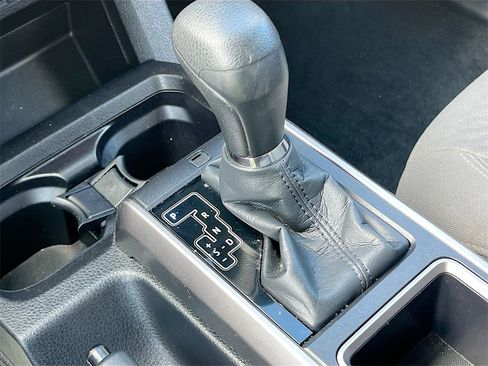 Used 2023 Toyota Tacoma SR5 w/ Technology Package image 16