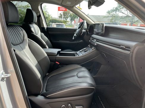 Used 2025 Hyundai Palisade Limited image 24