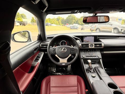 Used 2016 Lexus IS 200t w/ F Sport Package RWD image 34