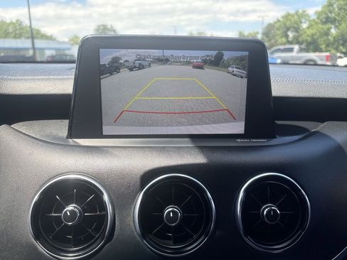 Used 2018 Kia Stinger GT1 RWD image 15