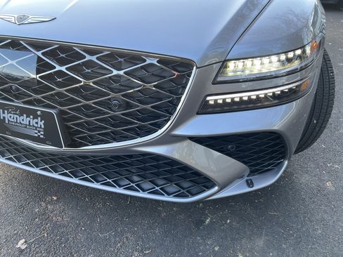 Used 2025 Genesis G80 2.5T Sport Prestige image 6