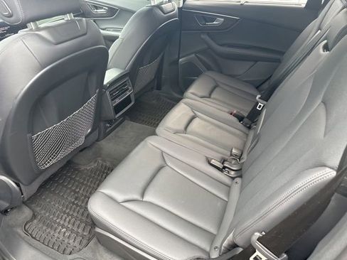 Used 2023 Audi Q7 3.0T Prestige AWD/4WD image 19
