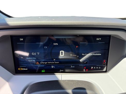 New 2027 Chevrolet Bolt LT w/ Comfort Package FWD image 11