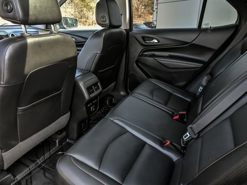 Used 2020 Chevrolet Equinox Premier image 18
