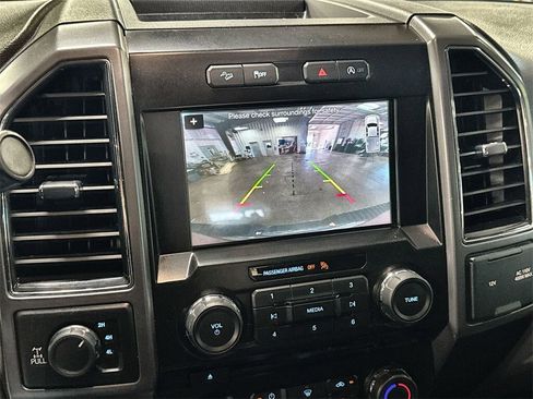 Used 2017 Ford F150 XLT w/ Equipment Group 302A Luxury image 20