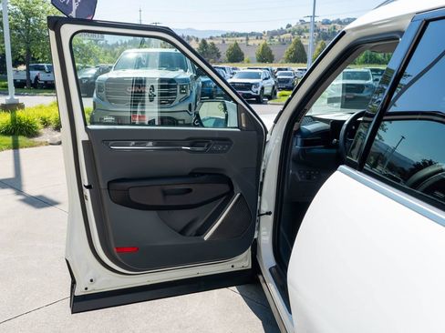 Certified 2024 Kia EV9 Land AWD/4WD image 19