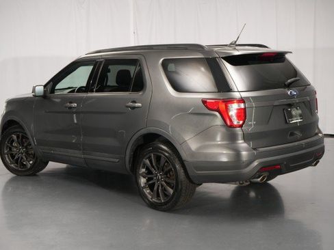 Used 2019 Ford Explorer XLT w/ Equipment Group 202A AWD/4WD image 20