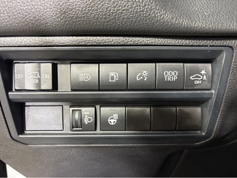 Used 2025 Toyota Sequoia SR5 image 39