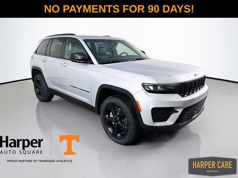 New 2025 Jeep Grand Cherokee Altitude image 3