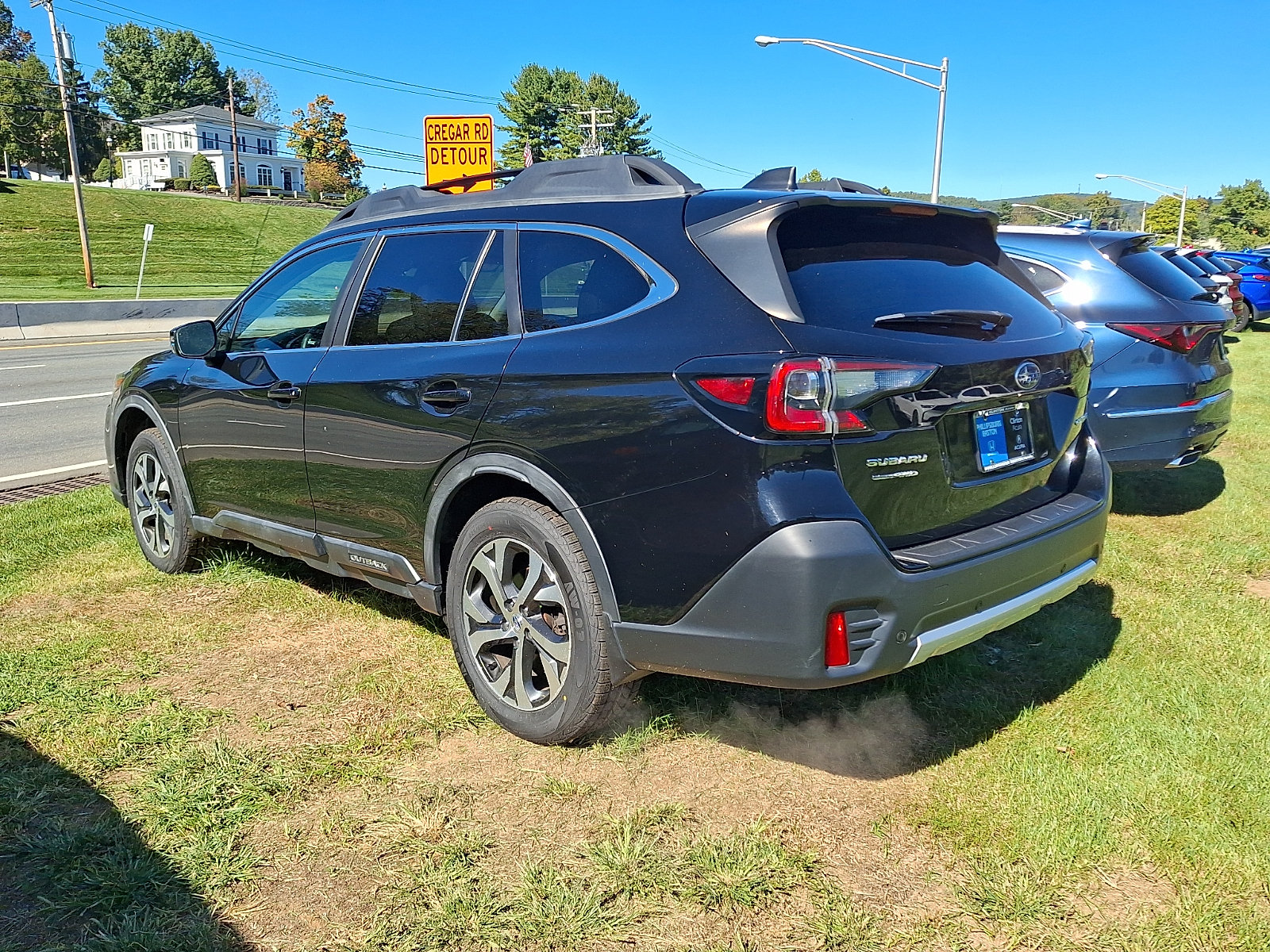 Used 2020 Subaru Outback Limited AWD/4WD image 4