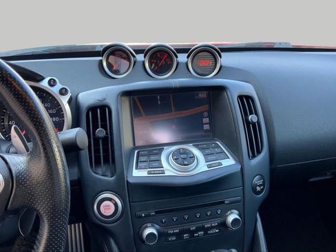 Used 2016 Nissan 370Z Touring w/ Aerodynamics Package RWD image 7