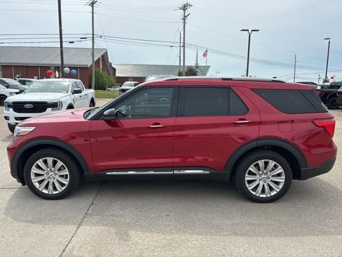 Used 2022 Ford Explorer Limited w/ Equipment Group 301A AWD/4WD image 4
