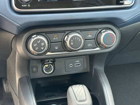 New 2025 Nissan Versa SV w/ Trunk Package image 30