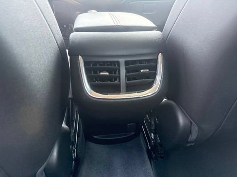 Used 2022 Chevrolet Malibu LT w/ Leather Package FWD image 22