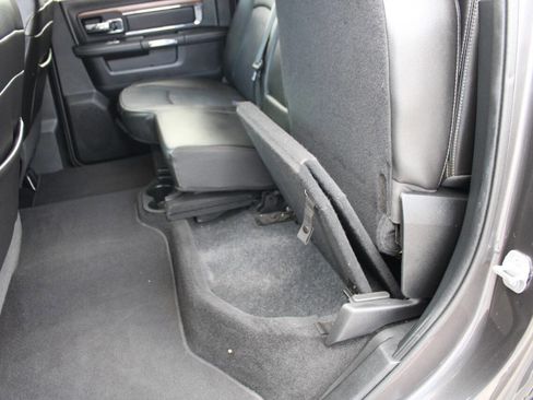 Used 2014 RAM 2500 Laramie w/ Convenience Group image 39