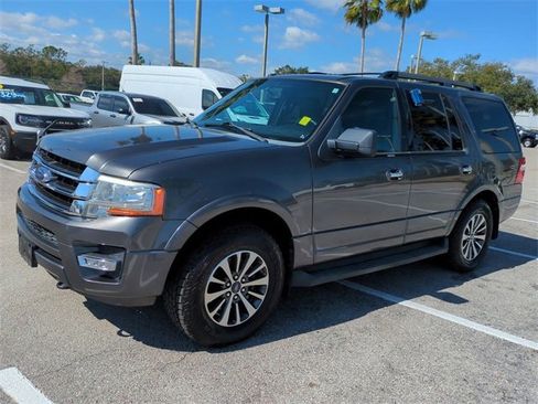 Used 2016 Ford Expedition XLT w/ Equipment Group 202A image 8