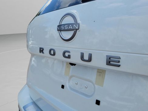 New 2026 Nissan Rogue SV image 31