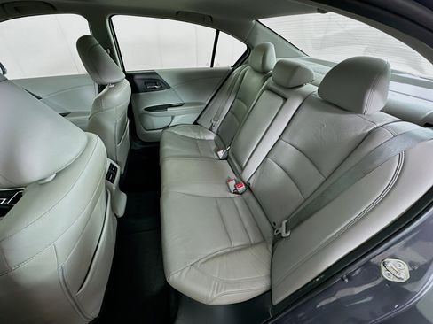 Used 2017 Honda Accord EX-L image 27