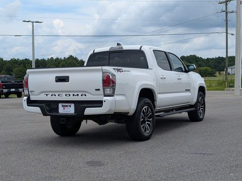 Used 2023 Toyota Tacoma TRD Sport w/ Technology Package RWD image 5