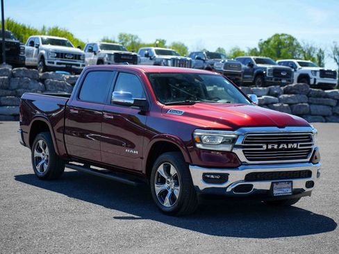 Used 2021 RAM 1500 Laramie AWD/4WD image 3