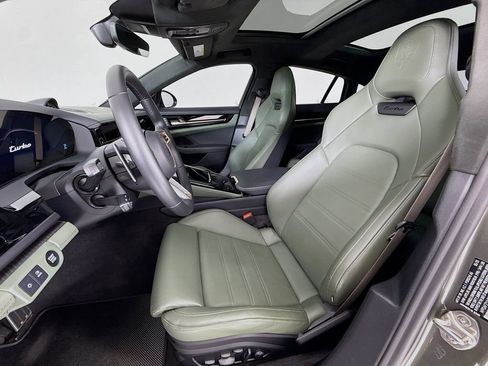 Certified 2025 Porsche Panamera Turbo AWD/4WD image 5