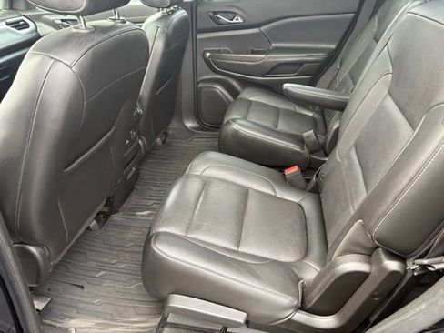 Used 2019 GMC Acadia SLT w/ Black Edition AWD/4WD image 27