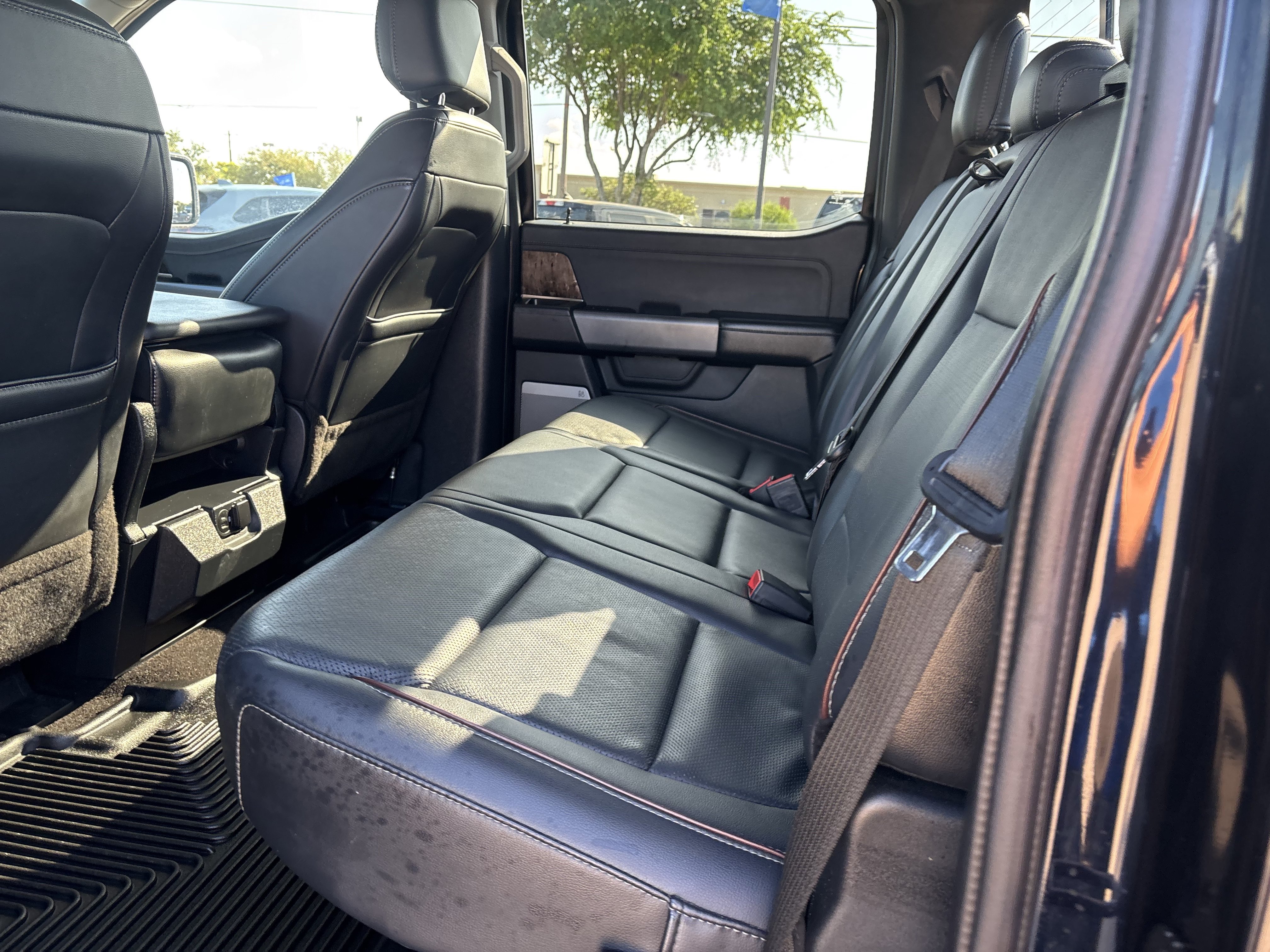 Used 2021 Ford F150 Lariat w/ Equipment Group 501A Mid AWD/4WD image 16