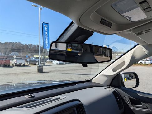 Used 2021 Chevrolet Colorado W/T image 25