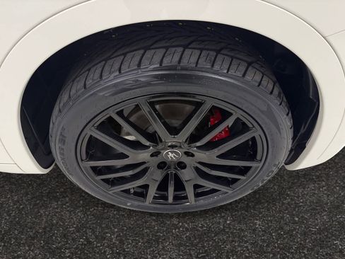 Used 2022 Maserati Levante GT image 9