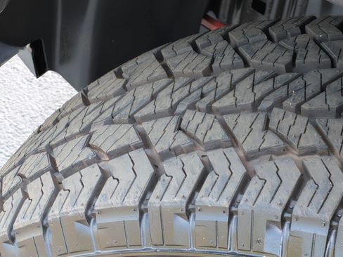 New 2025 Nissan Frontier PRO-4X image 11