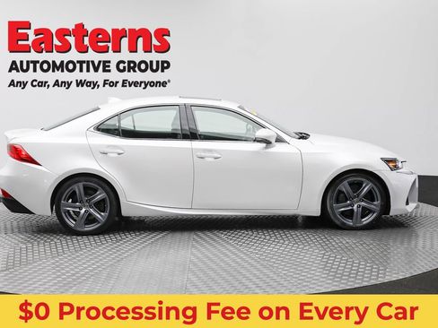 Used 2018 Lexus IS 300 AWD w/ Comfort Package image 4