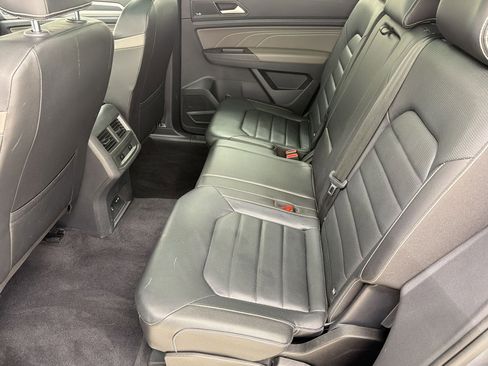 Used 2023 Volkswagen Atlas Cross Sport SEL AWD/4WD image 27